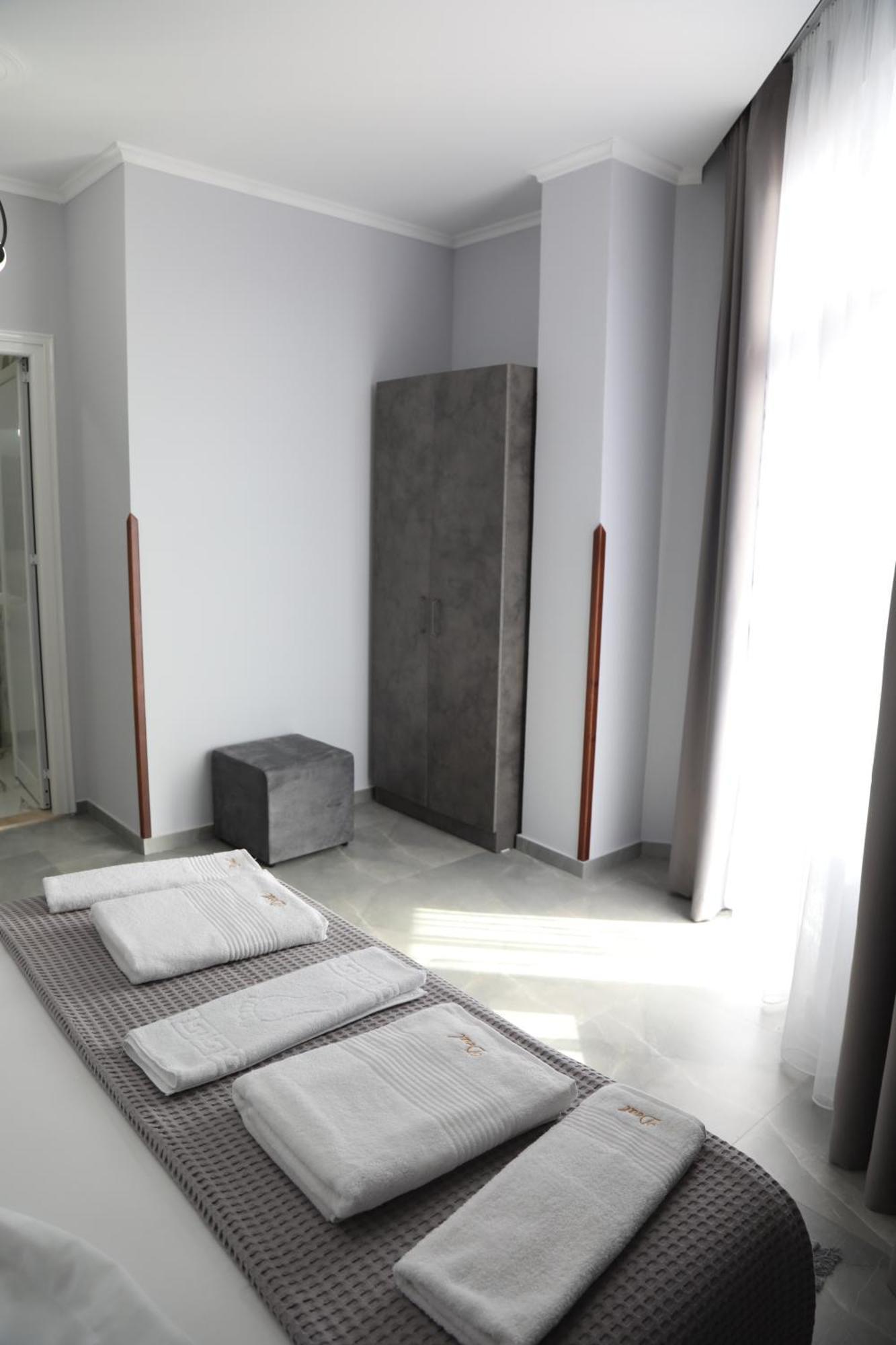 --Hotel Deal-- Rooms With Castle View Krujë Екстериор снимка