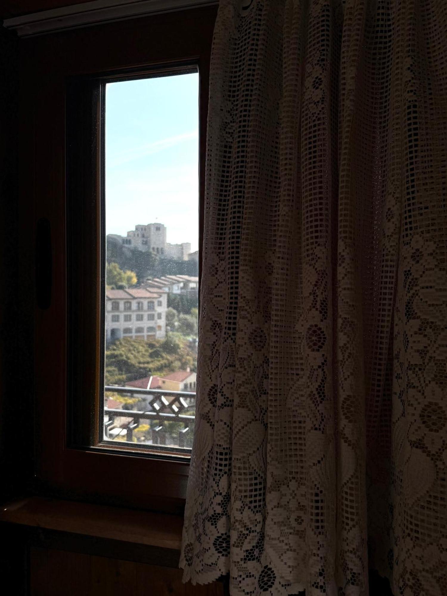 --Hotel Deal-- Rooms With Castle View Krujë Екстериор снимка